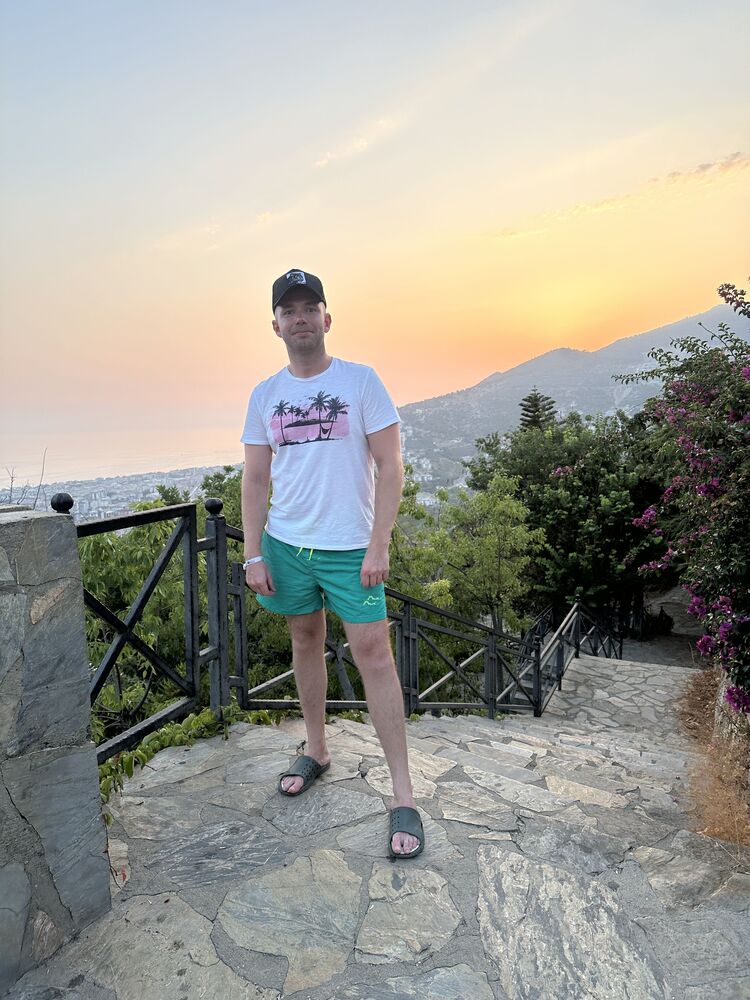  54733449  , 41 ,    -