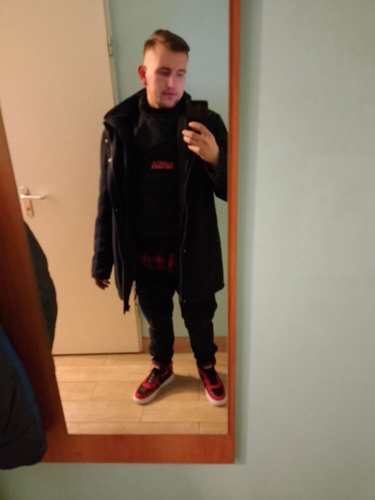  34301349  Dmitry, 28 ,    