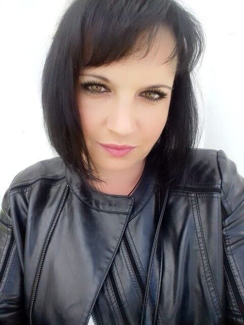  ,   Elena, 42 ,  