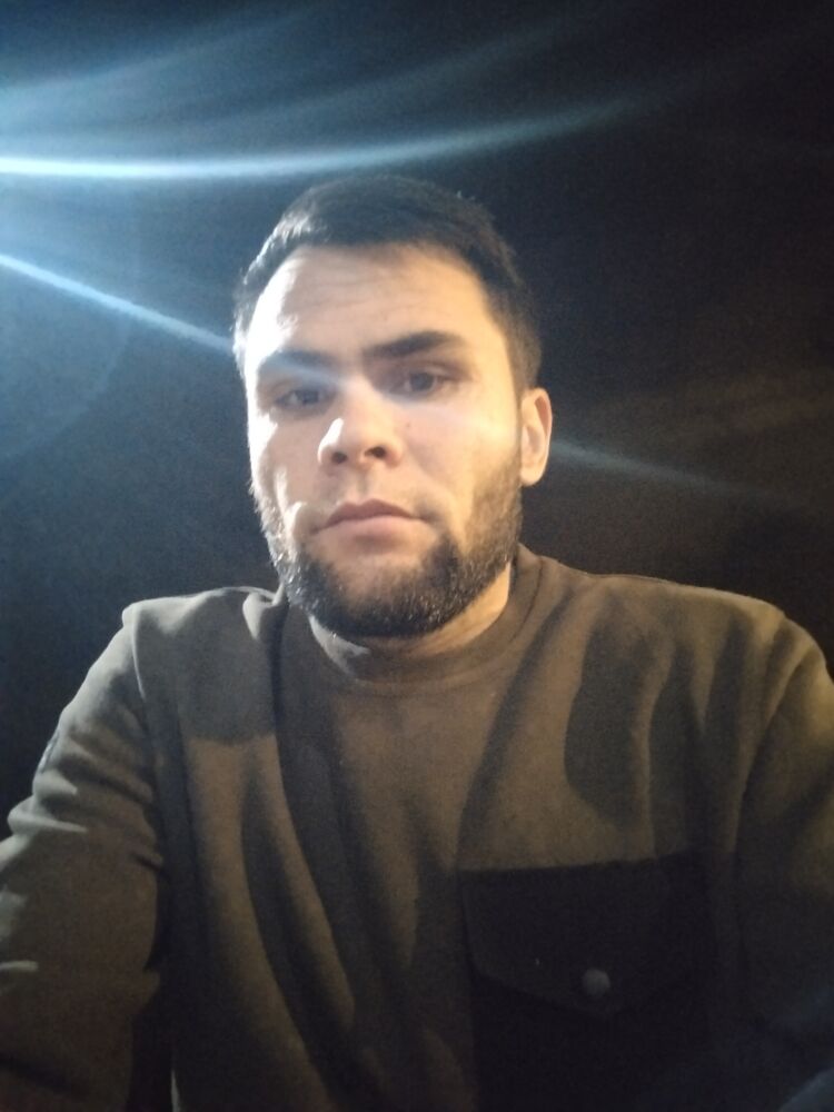  47402549  , 33 ,    