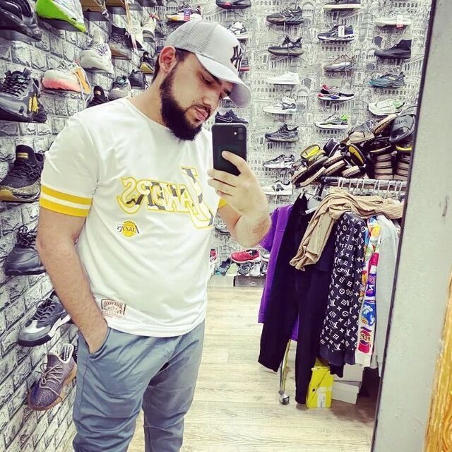  51523279  Sanjar, 31 ,    