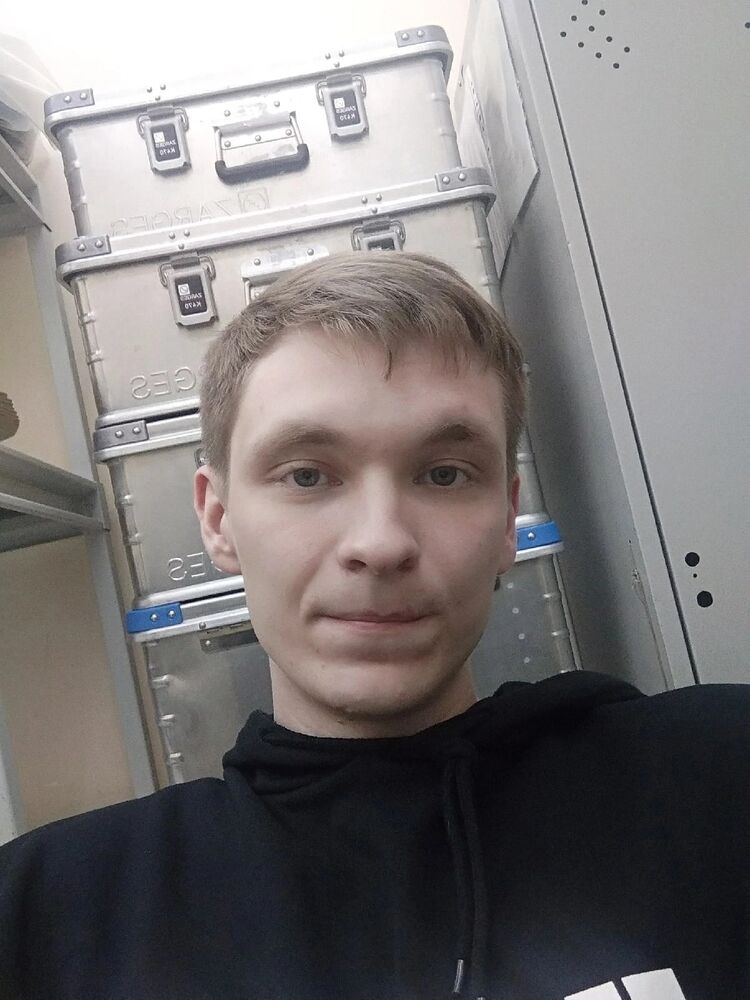  28795049  , 27 ,    