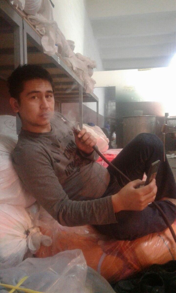  ,   Zahr, 32 ,   