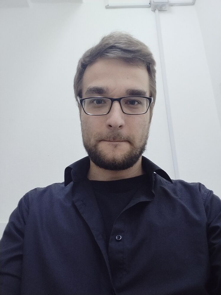  39930969  , 32 ,    