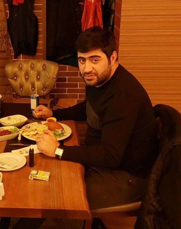 ���� 25700059 ������� Emil, 41 ���, ���� ���������� � ����