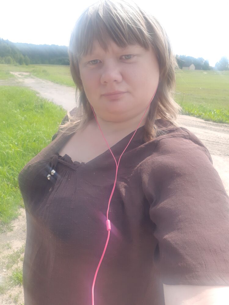 35859219  Elena, 35 ,    