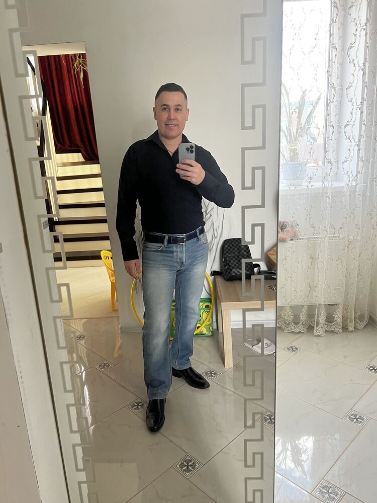  ,   Fedor, 40 ,   ,   , c , 