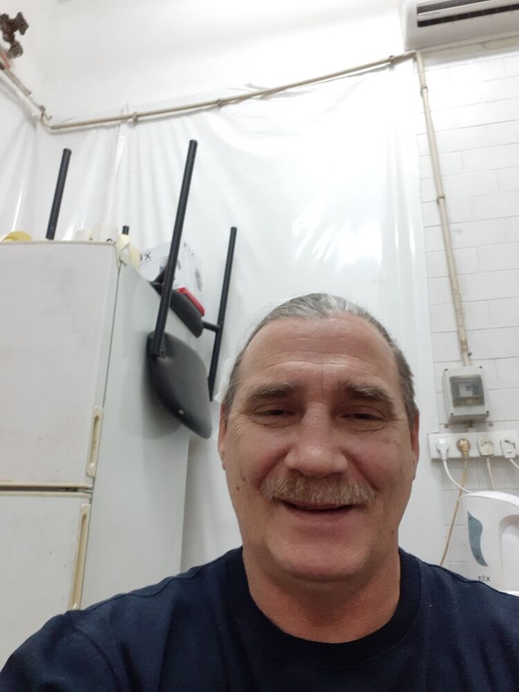  11798789  Aleksey, 46 ,    