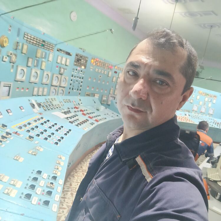 46472349  , 43 ,    