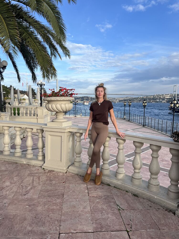  54796119  Olya, 38 ,    