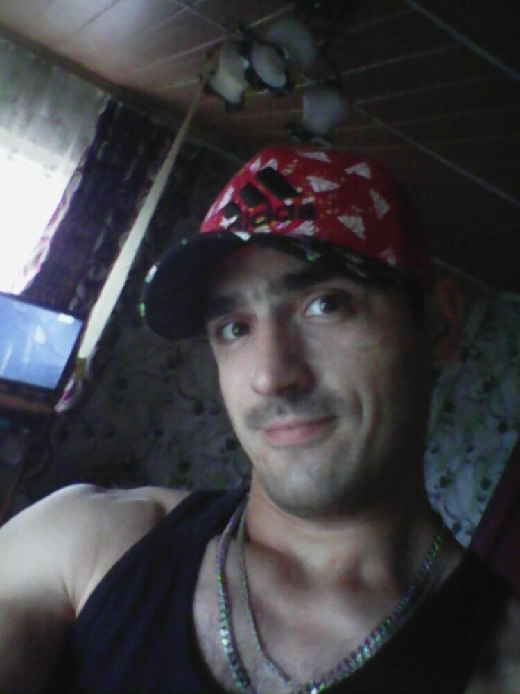  35941309  Grigo, 34 ,    
