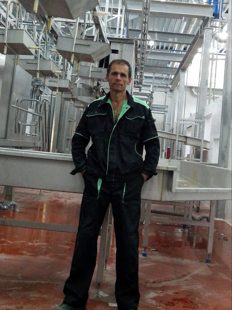  6042319  Andrei, 60 ,    