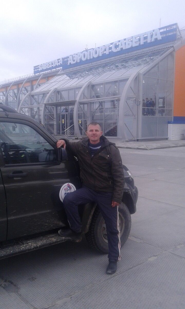  ,   Vadim, 48 ,   