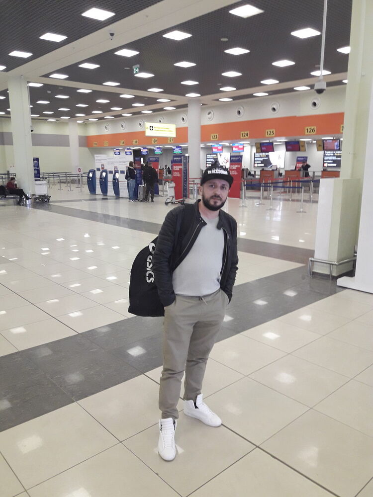  ,   Djonik, 38 ,   ,   , c 