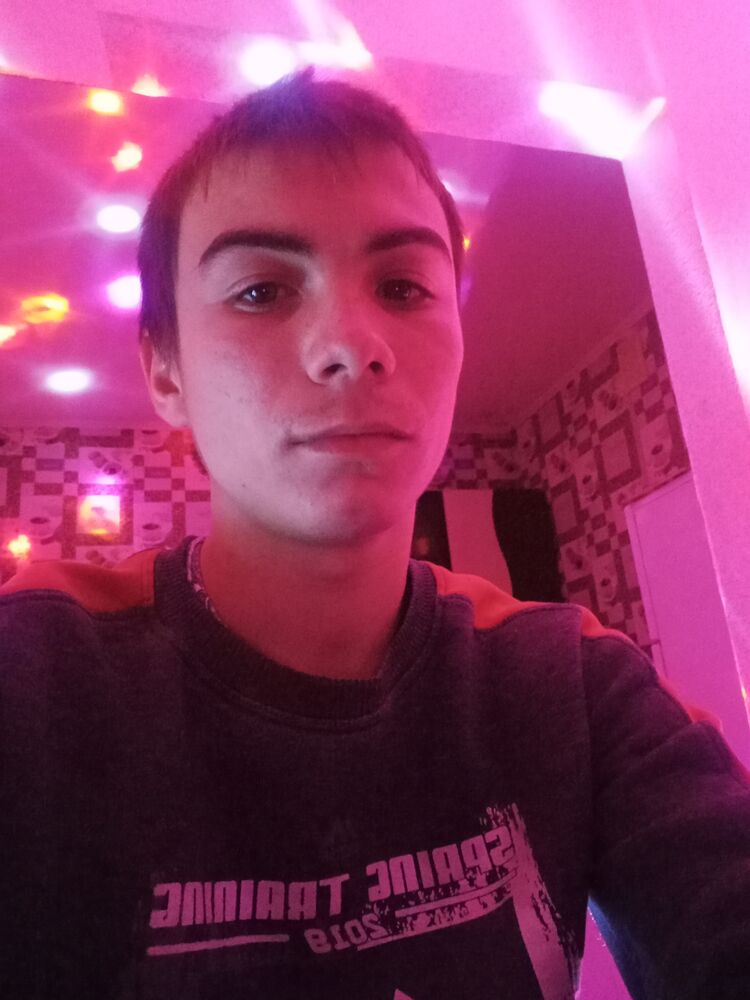  31126949  Andrey, 22 ,    New York City