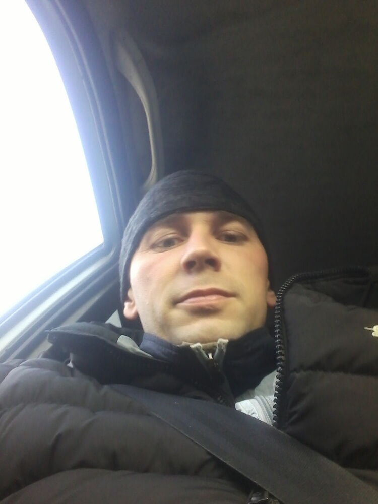  15751169  , 37 ,    