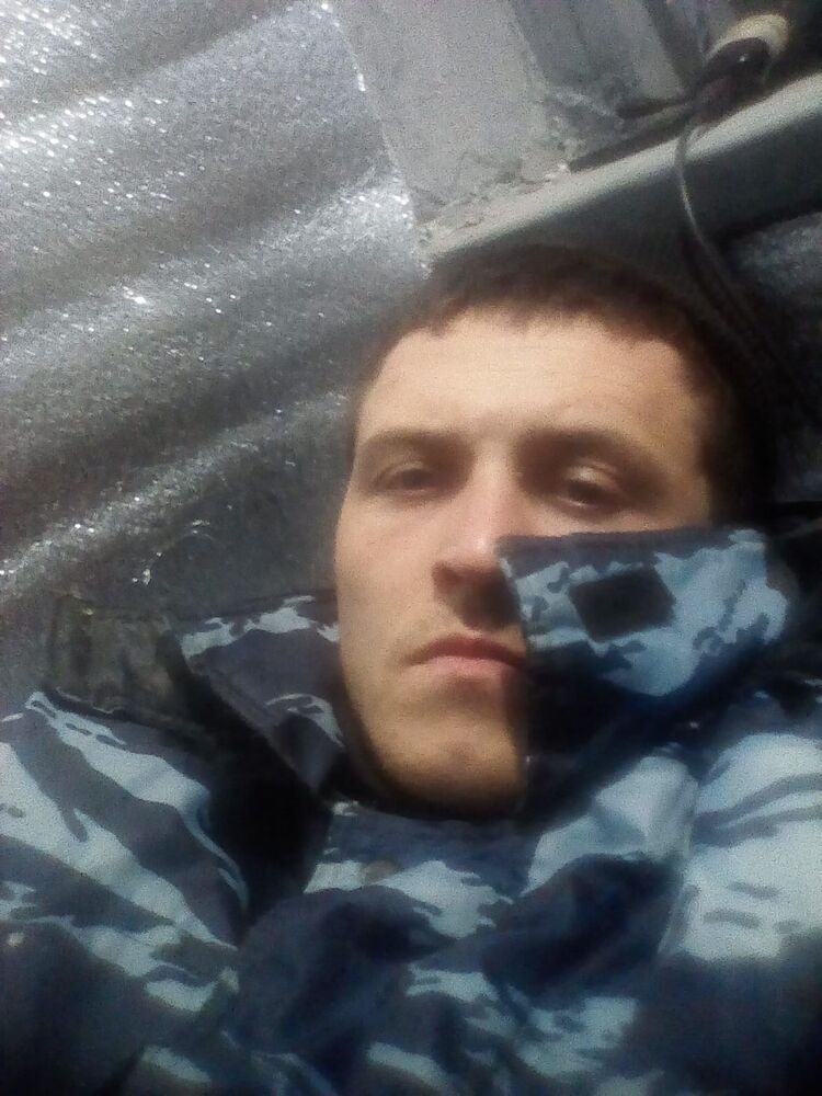  26561359  Vladimir, 33 ,    -