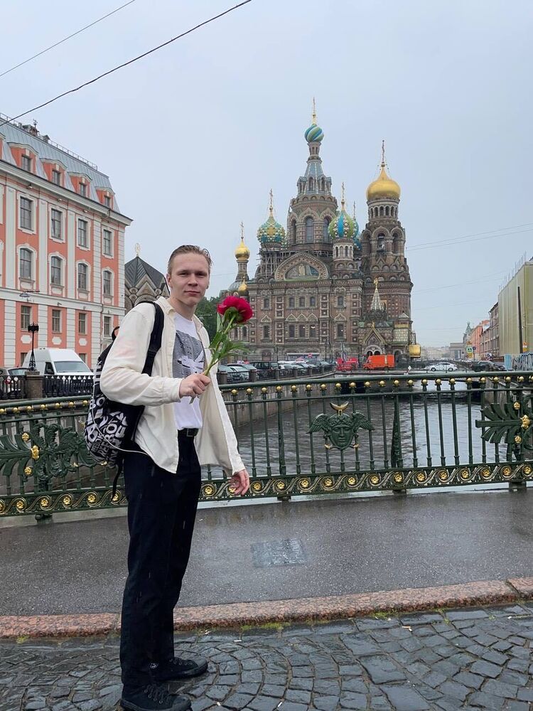  31509749  , 25 ,    -