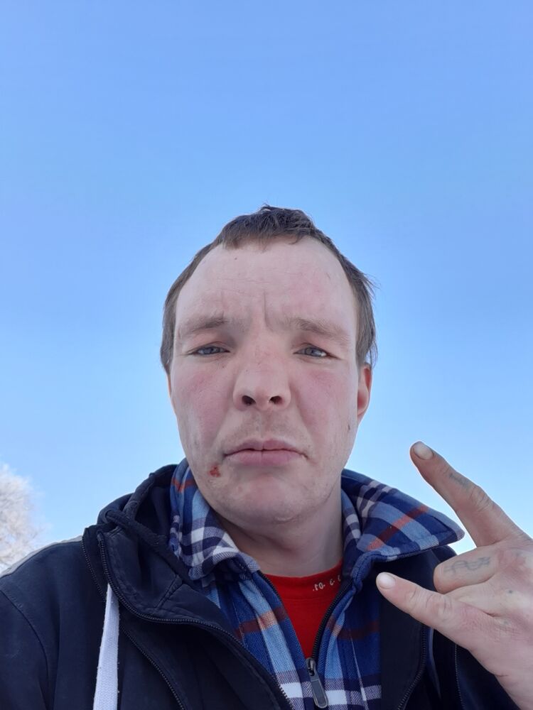  ,   Arseniy, 37 ,     , c 