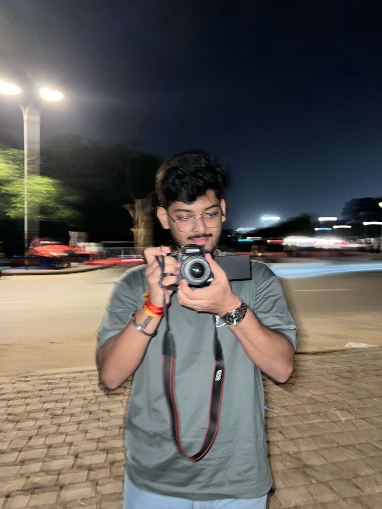  ,   Kunal, 25 ,   ,   