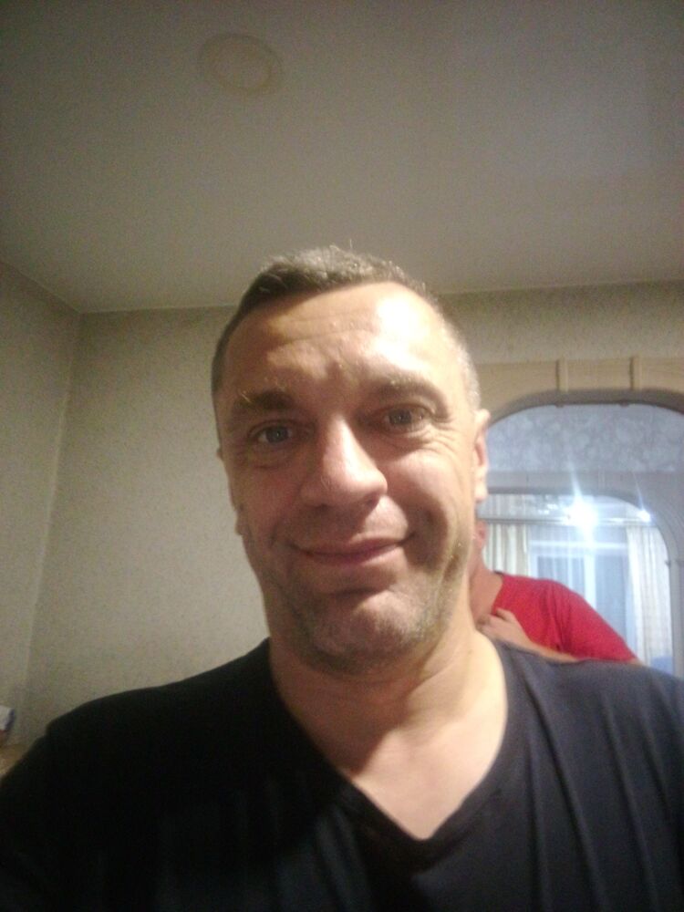  37509349  , 42 ,    