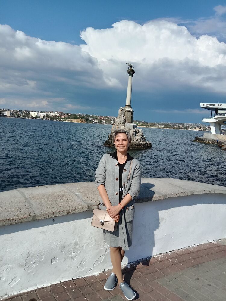 26264709  Evgenia, 45 ,    