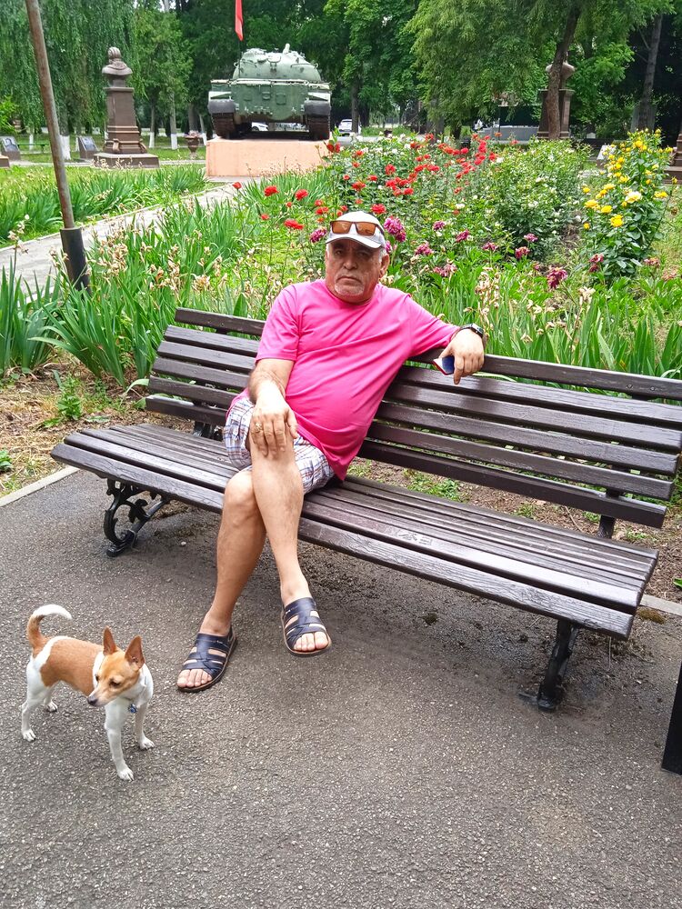  ,   Rustam, 65 ,     , c , 