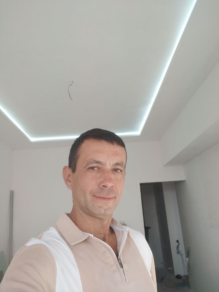  45893939  , 42 ,    