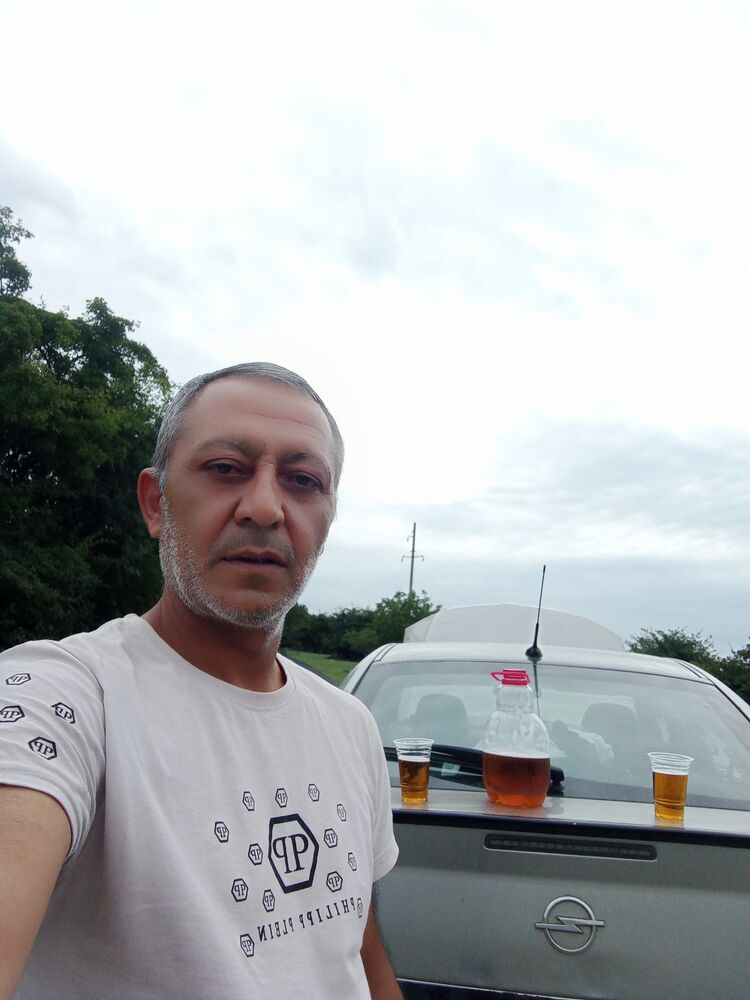  52852559  Vidadi, 47 ,    