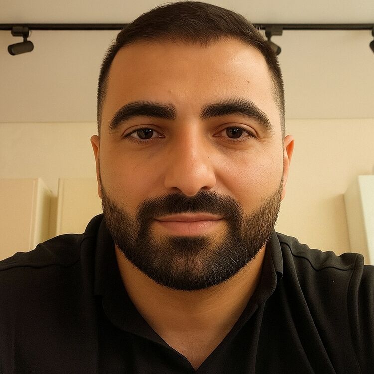  52284449  , 33 ,    