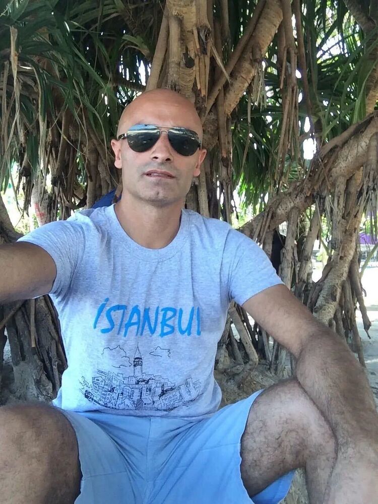  43555819  Cengiz, 39 ,    