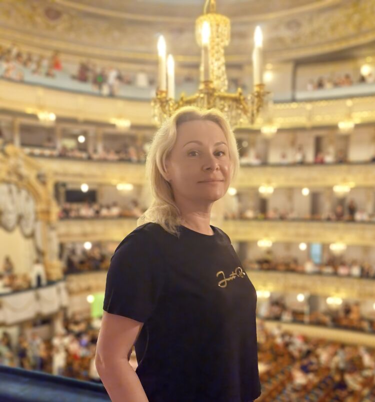  54677199  , 43 ,    -