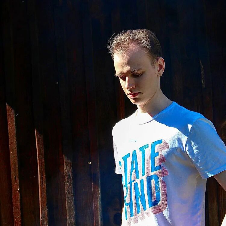 ���� 48137869 ����� �������, 25 ���, ���� ���������� � ������