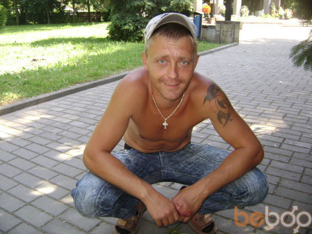  875759  Sergei, 46 ,    
