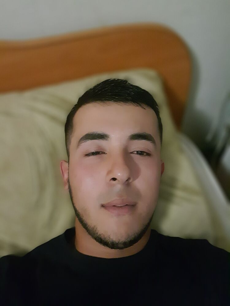  ,   Ali, 34 ,   ,   