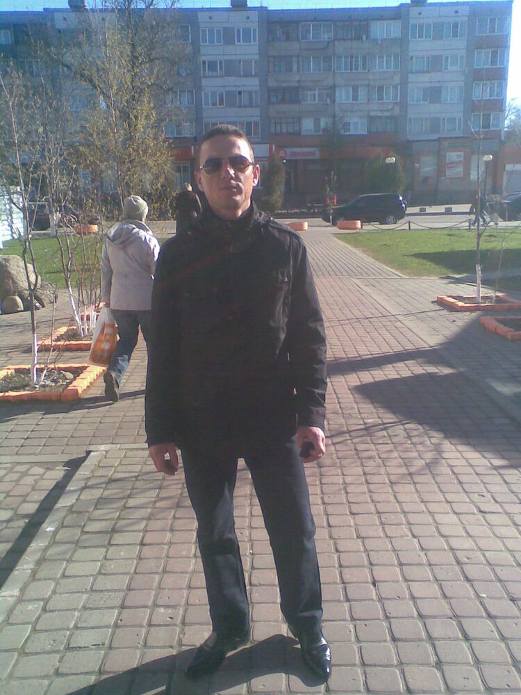  10178079  Mihail, 45 ,    