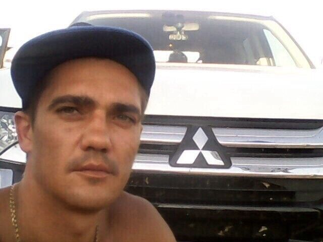  28672999  Alexandr, 40 ,    