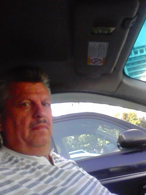  8068099  Anatoliy, 68 ,    