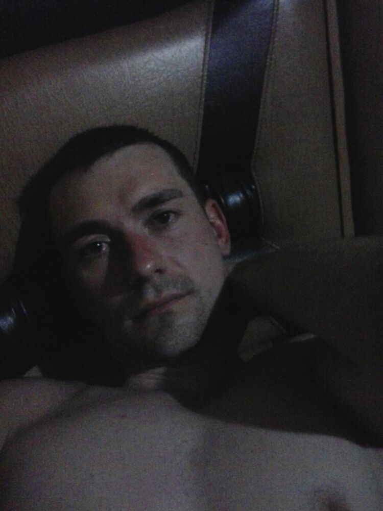  ,   Vlad, 39 ,   ,   , c 