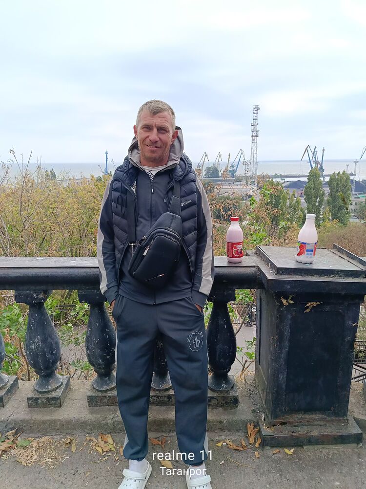  46967349  Aleksandr, 42 ,    