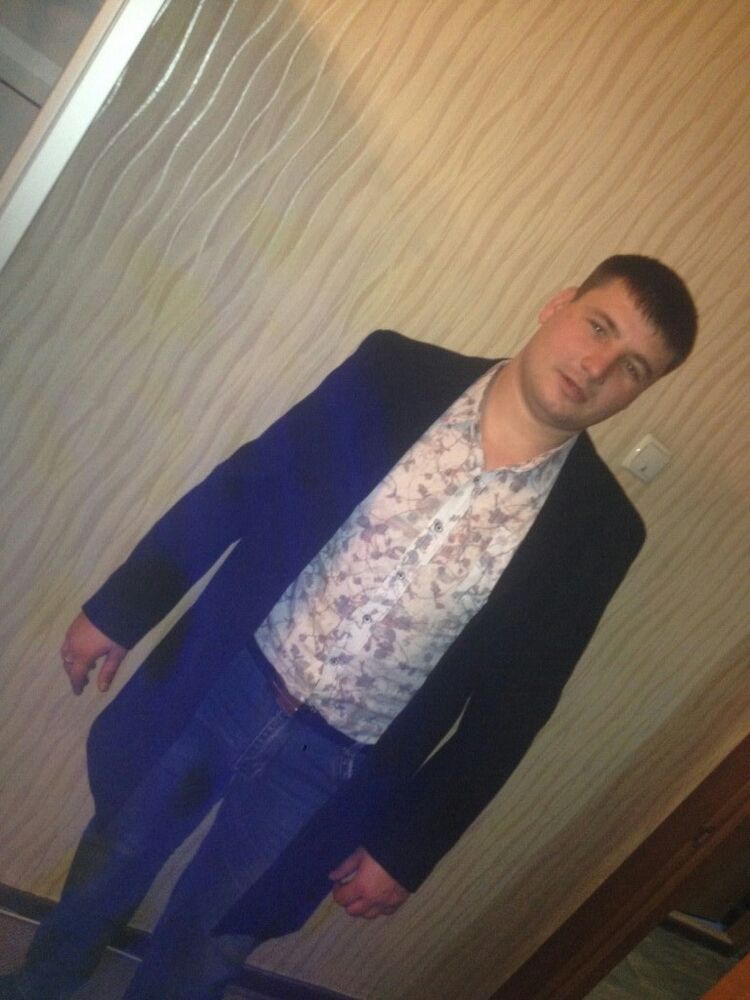  19321999  , 37 ,    -