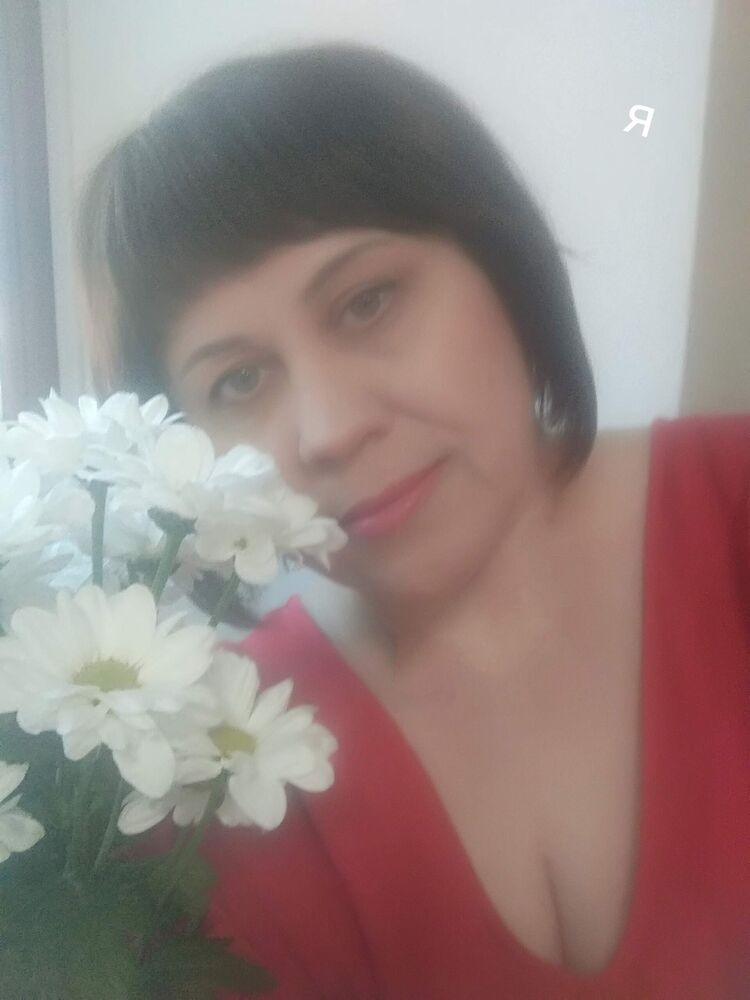  53399649  Anna, 49 ,    