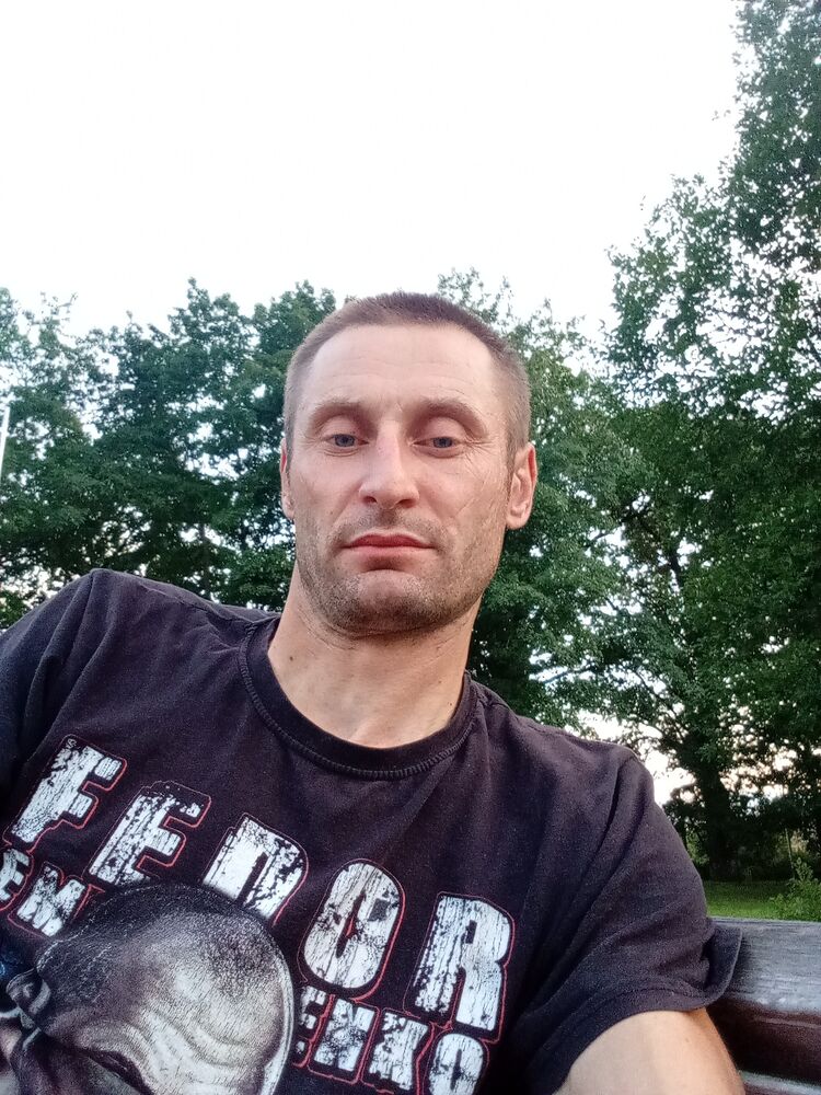  45195639  Sergey, 36 ,    