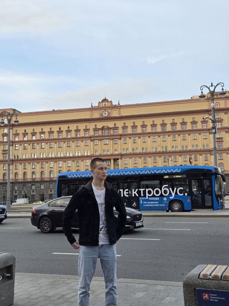  51969209  Danila, 23 ,    