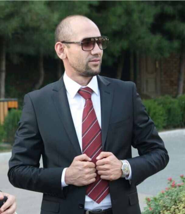  14106529  Fayz, 42 ,    