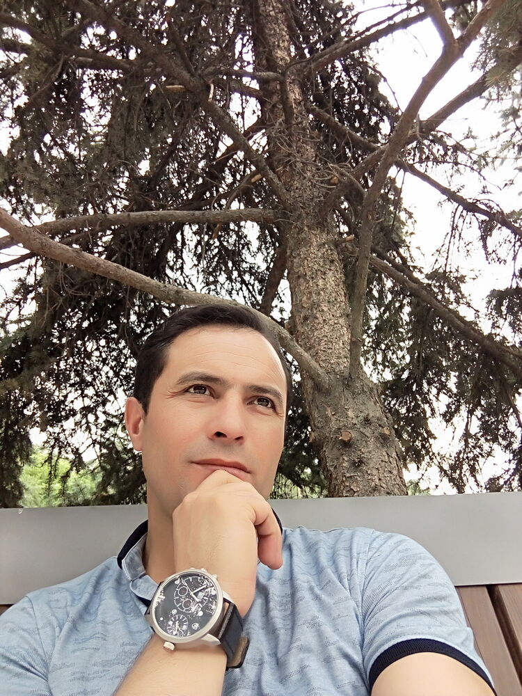  ,   Oktay, 42 ,   ,   , c 