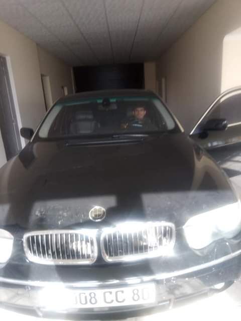  23583489  Karen, 36 ,    