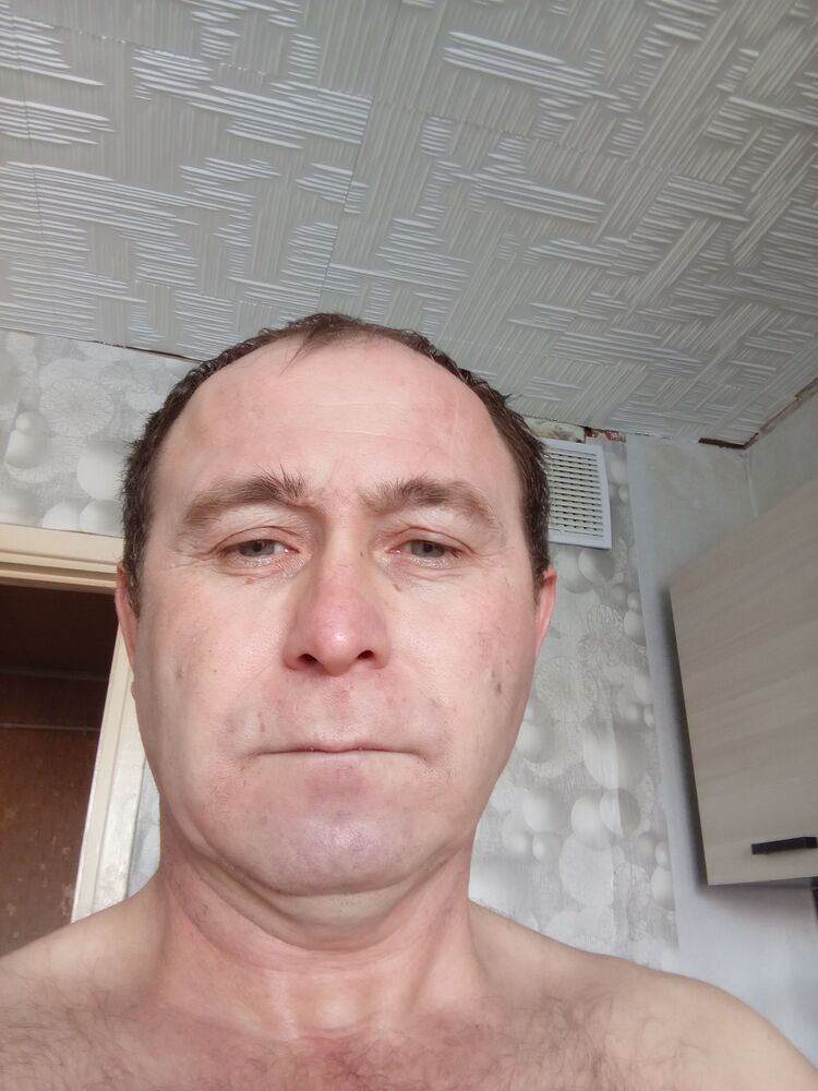  41135229  Sergey, 47 ,    