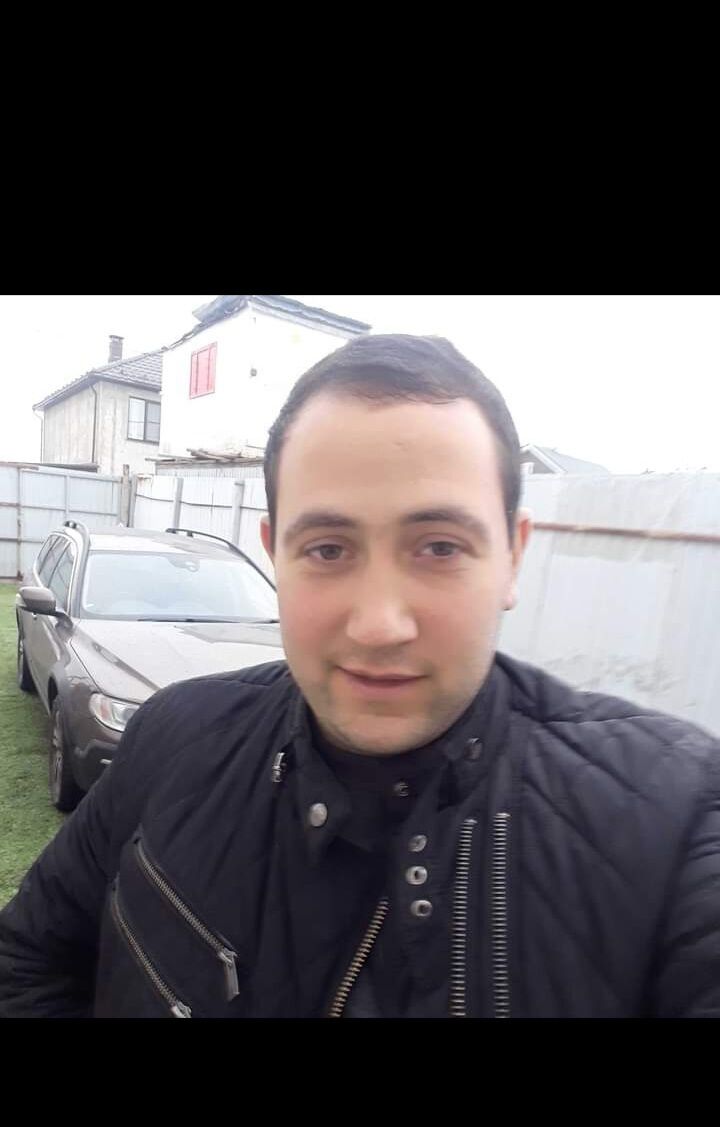  ,   Narek, 25 ,   ,   