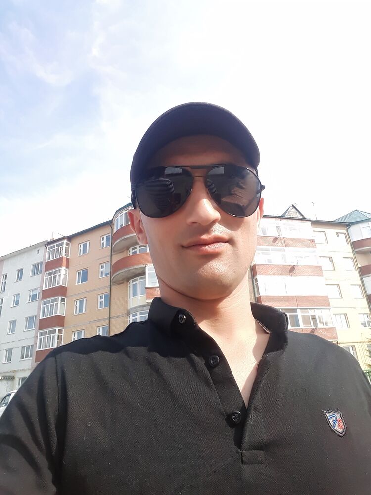   ,   Navruz, 37 ,   ,   